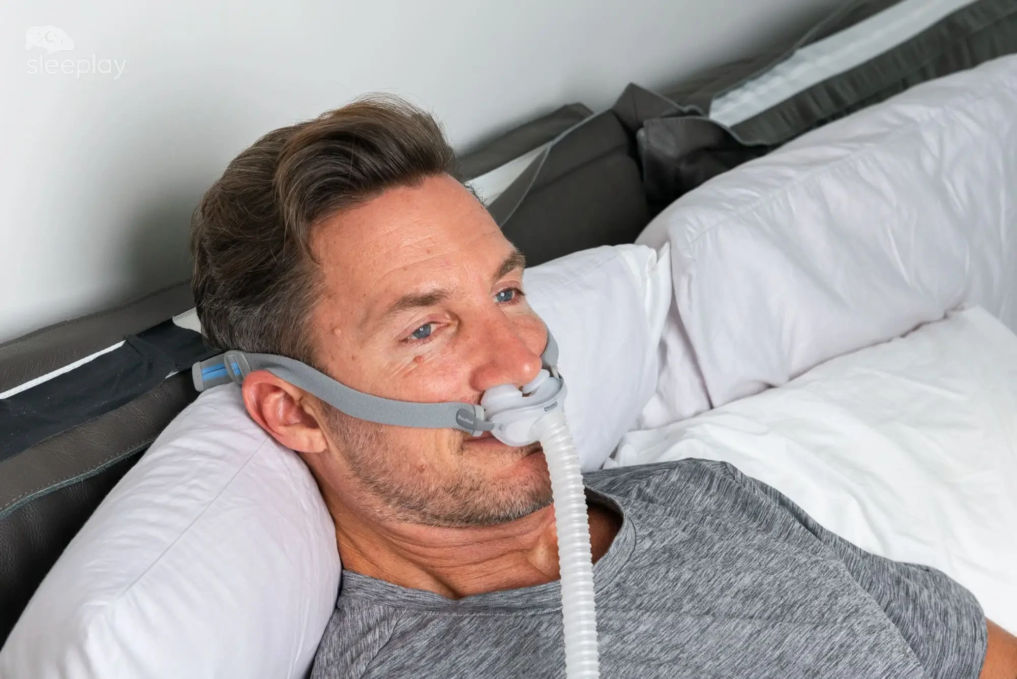 AirMini with AirFit P10 Nasal Pillow Mask Bundle thumbnail